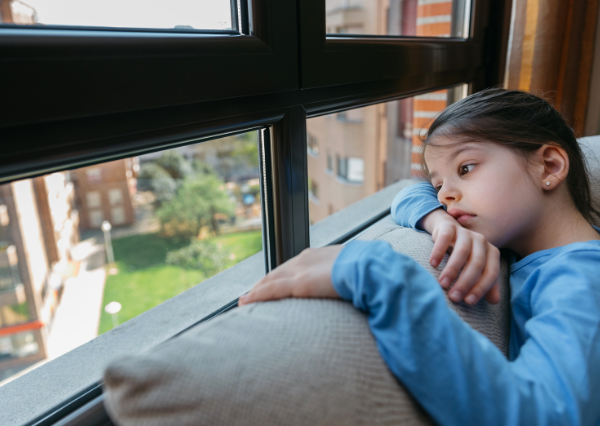 落ち込んでいる子ども