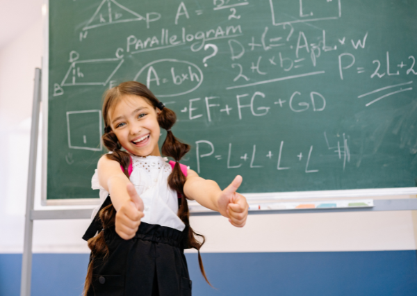 楽しそうに学校生活を送る子ども